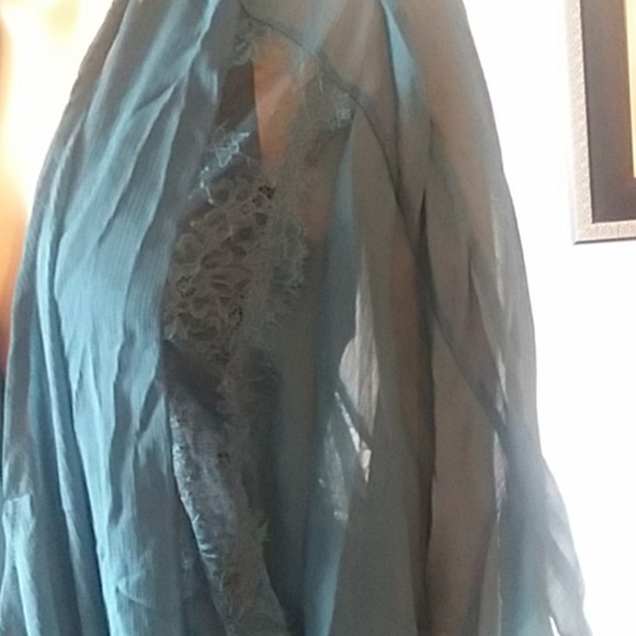 Teal kimono - Picture 2 of 8